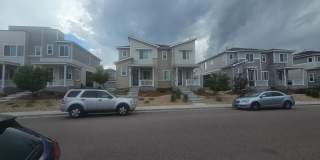 3 Bedroom town home  in Aurora Gallery 1