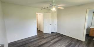 45512 LAKEMONT Square Gallery 11