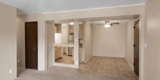 Large 3 Bedroom Apartments PET FRIENDLY! Gallery 41