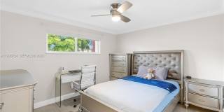 9200 W Hollybrook Lake Drive Gallery 15