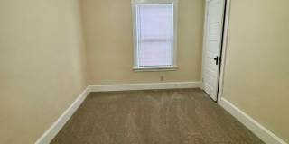 Mid-September availability - 2 Bedroom House near Sunset Park Gallery 6