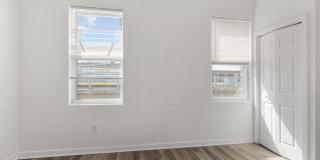 2550 KENSINGTON Avenue Gallery 13