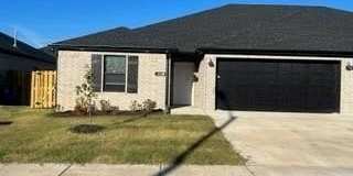 202 Tricha  CIR Unit #B Gallery 1