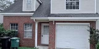 Spacious 3 BR /3.5 BA Townhome with Garage Gallery 1