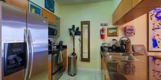 1750 N Bayshore Dr # 1711 (A11939562) Gallery 8