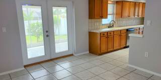 Cute Annual Single Family Home – Near Shamrock Park and South Venice Ferry and Boat launch! Gallery 11