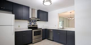 105 Lakeview Drive E Gallery 1