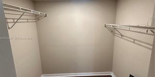 4151 N Haverhill Rd Gallery 7