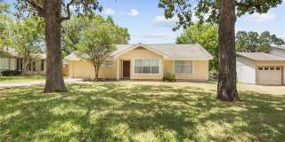 728 Mary Lake Drive 728 Mary Lake Drive Gallery 1