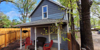 543 East Platte Avenue, The Cottage Gallery 1