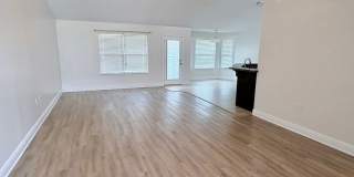 Spacious 4-Bedroom Home - Great Location Gallery 4