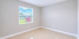 2116 NE 22nd Avenue Gallery 22