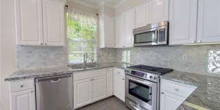 16 First Street Gallery 10