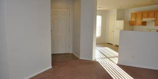 Single Story Three Bedroom Home in the Heart of Henderson Gallery 6