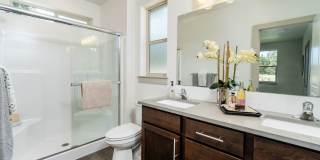 Newer 3 Bed/2 Bath Construction on Bend's Eastside - Cessna Drive Gallery 8