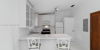 9617 SW 144th Pl Gallery 6