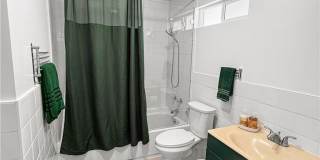 1521 W 37th Place Gallery 25