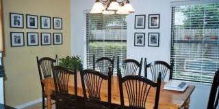 1841 Twelve Oaks Ln E Gallery 4