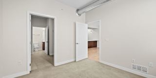 The Maxwell Downtown Des Moines Gallery 83