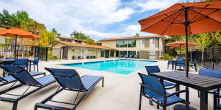 Country Lake Apartments Gallery 9