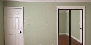 CHARMING 4 BED 2 BATH HOUSE NEAR DOWNTOWN Gallery 15