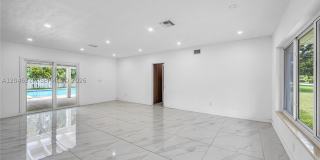 12525 SW 68th Ct Gallery 2