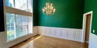 3BR 2.5BA + Bonus Executive Townhome Near MTSU, FREE Lawn Care! Gallery 14