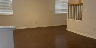 Cozy Starter Home! Gallery 6