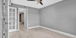 2851 N Oakland Forest Dr Gallery 20