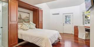 La Jolla Home with Ocean Views! Solar and AC Gallery 23