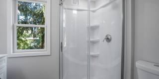 Spacious 3 Bed, 2 Bath in Newark - Move-In Ready Gallery 9