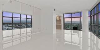 13700 Marina Pointe Drive 13700 Marina Pointe Drive Gallery 1