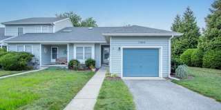 For Rent – Beautifully Updated Townhome in Gull Point a Waterfront Community Gallery 1