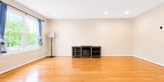 6556 RIDGEBORNE Drive Gallery 3