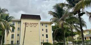 11905 NE 2nd Ave Gallery 1