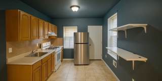3 Bedroom Home in Point Breeze Gallery 4