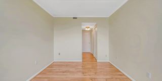 550 Clay Avenue Gallery 7