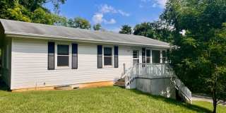 3 Bedroom, 1 Bath House Gallery 5