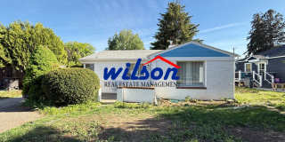 West Yakima 3-Bedroom Home with Spacious Living Areas Gallery 1