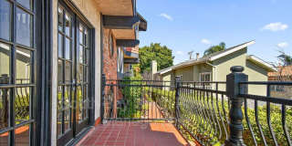 227 S Irena Ave Gallery 29