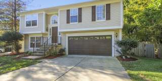 FENCED IN YARD!!!  Beautiful 4/3 UPDATED SF Home in Gaithersburg Gallery 59
