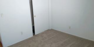 * 2 bed, 1 bath, Cherry Creek schools, Great location off Havana and Exposition with washer/dryer in complex Gallery 11