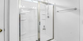 329 Hartland Place Gallery 25