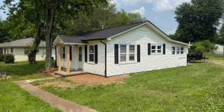 2 Bed 1 Bath House with Office, Laundry Room and Garage Gallery 1