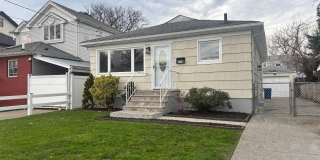 527 Willowbrook Road Gallery 1