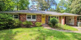927 Holly Court Gallery 1