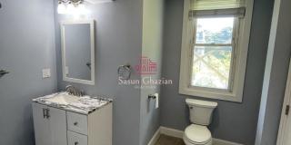 6 Windsor St. Gallery 8