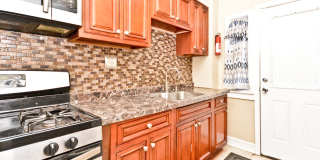 2609 Franklin Street Gallery 4