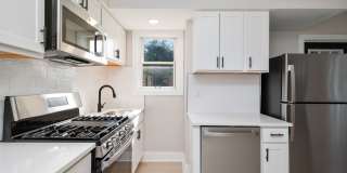 Stunning 3 bedroom home in Ambridge available October 1! Gallery 1