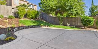 Solar Home Spacious 5-Bedroom in Blackstone with Resort Style Amenities Gallery 13